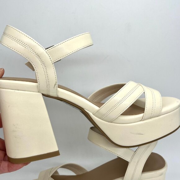 Torrid Cream Ankle Strap Chunky Heels - Size 8WW - Picture 4 of 9